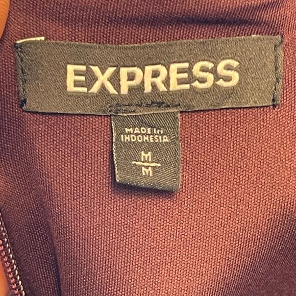 Express cap sleeve v-neck dress | Wine color | Size Medium - Picture 5 of 6
